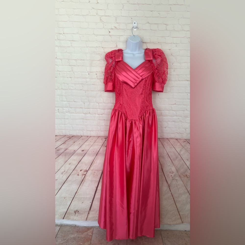 NWOT 80’s ALFRED ANGELO DREAM MAKER BARBIECORE pink wedding dress/Halloween.